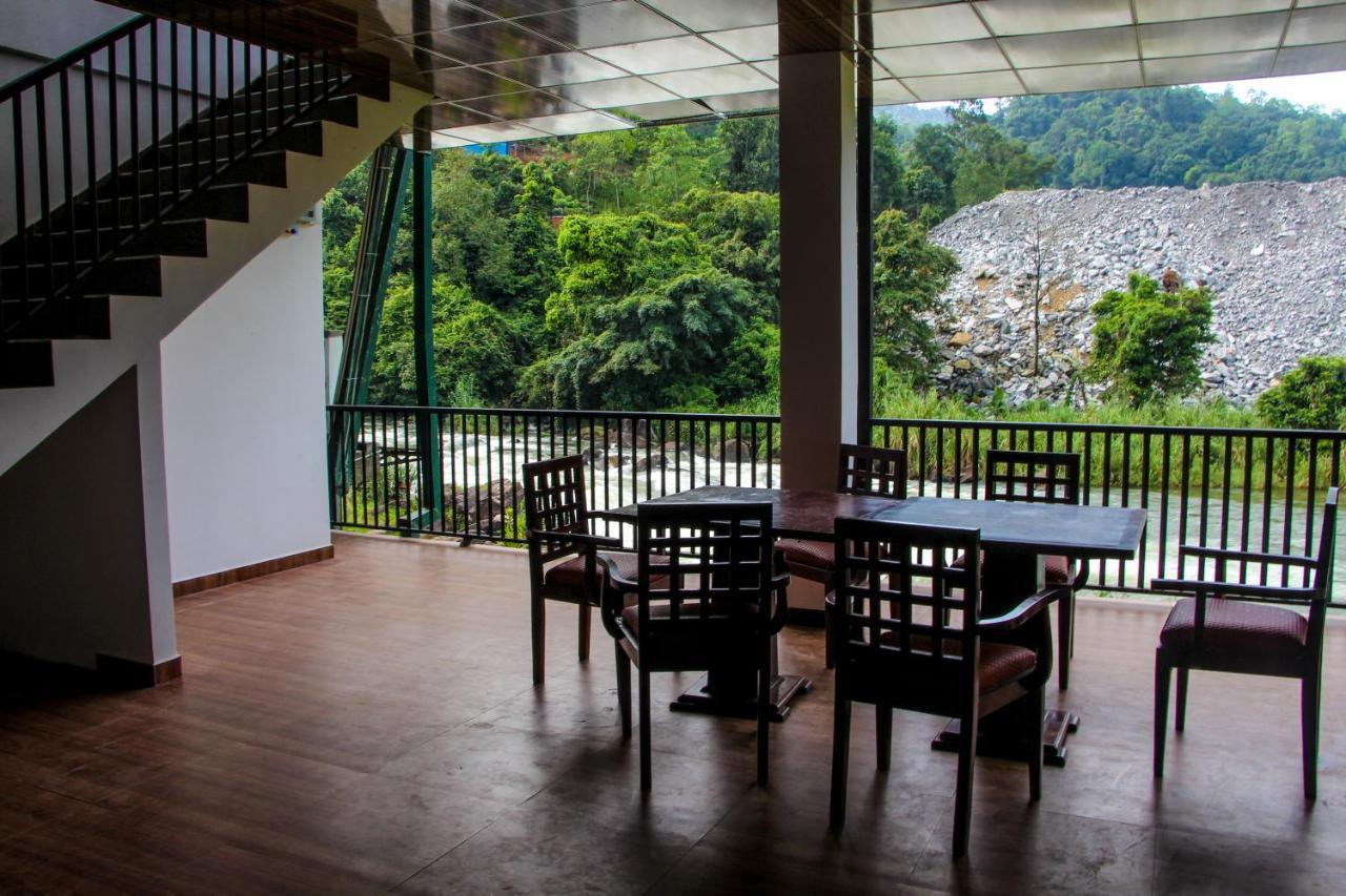 Adventure Base Camp Hotel Kitulgala Luaran gambar